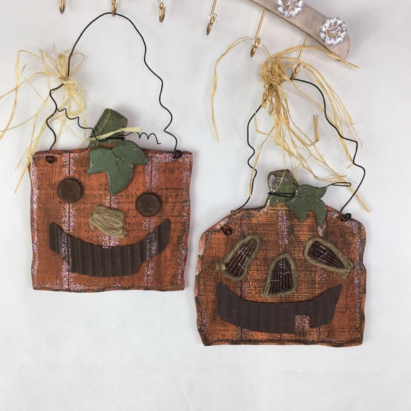 Hanging Jack O'Lantern Plaques 2 Pc Set - Picture 1 of 7
